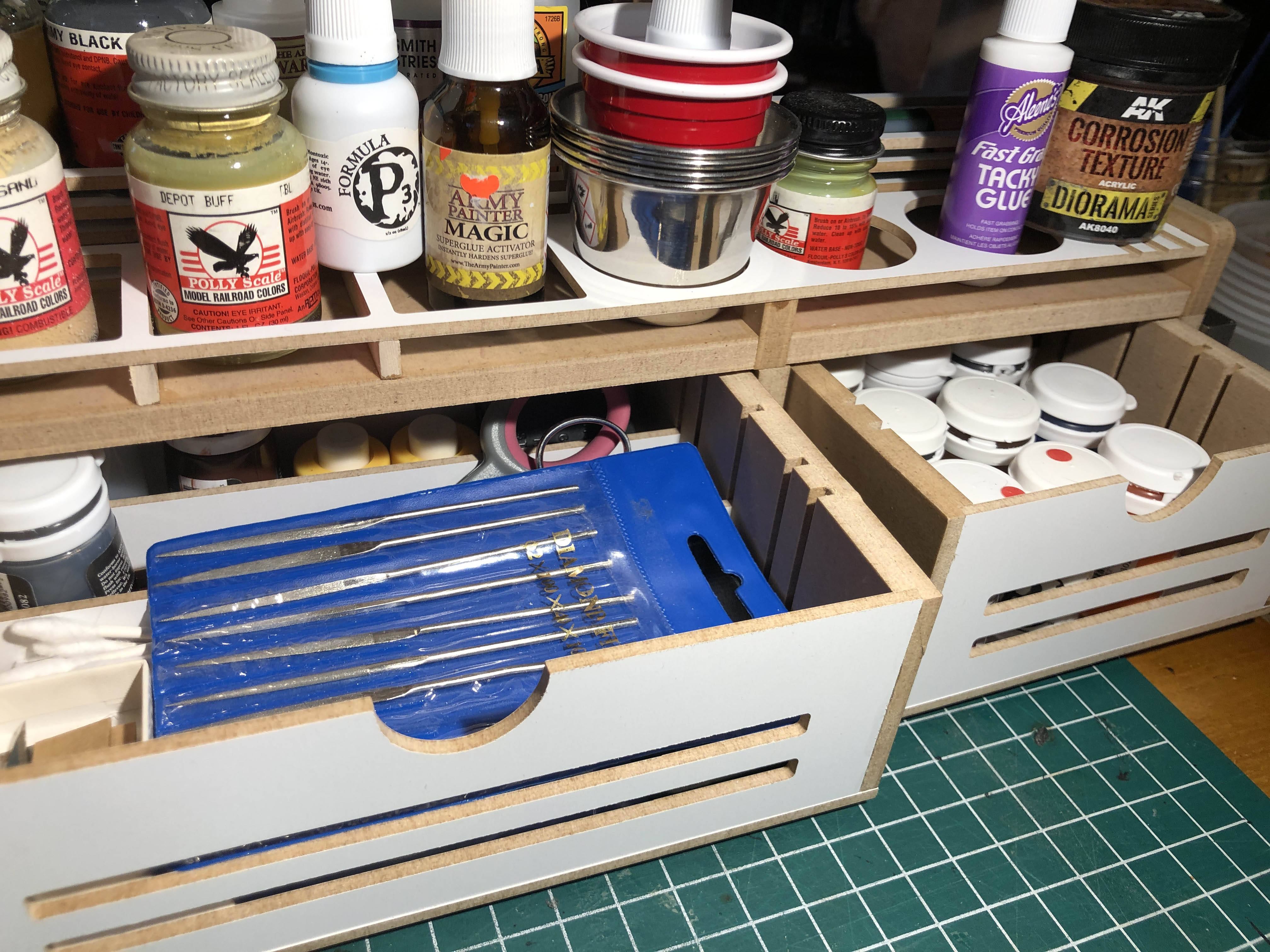 Great little organizer that packs a lot of storage! Post image